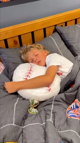 minijakepaul Instagram post about Product unboxing