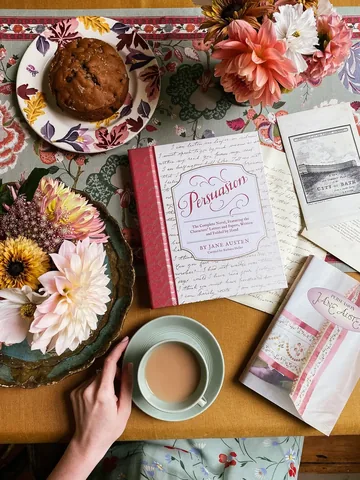 mirandasbookcase Instagram post about Persuasion edition