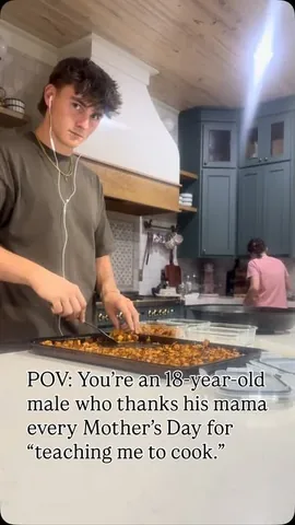 m.is.for.mama Instagram post about Teaching children to cook