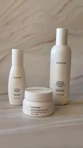 mochiandblush Instagram post about Nouveau Anima skincare review