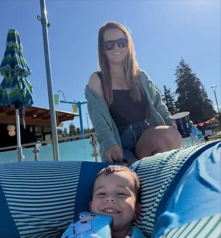 mollyluwho Instagram post about Family weekend