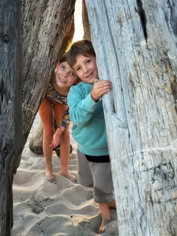 mommasgonecity Instagram post about Family time and presence