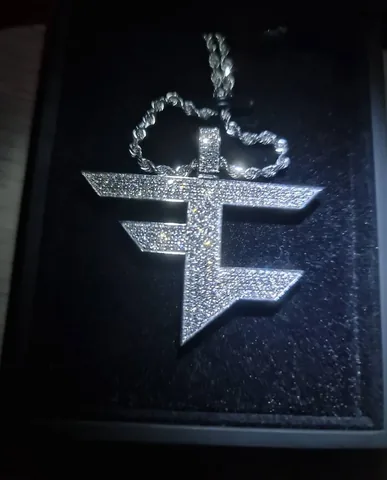 mongraal Instagram post about FaZe membership anniversary