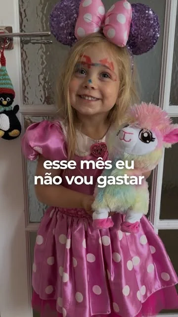 morganasecco Instagram post about Identificação cotidiana