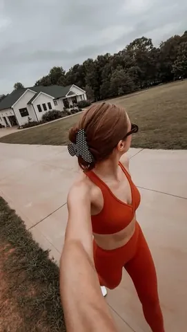 moriahcrobinson Instagram post about Yvette activewear