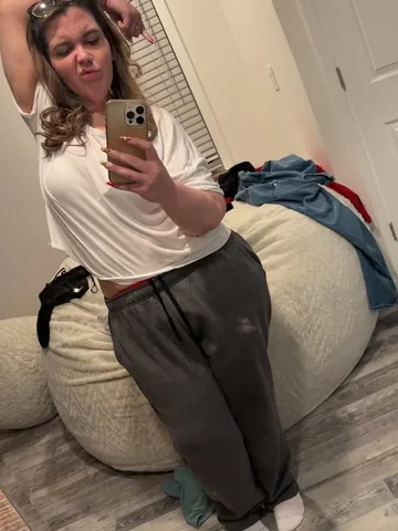 mrs_bnicole Instagram post about Clothing