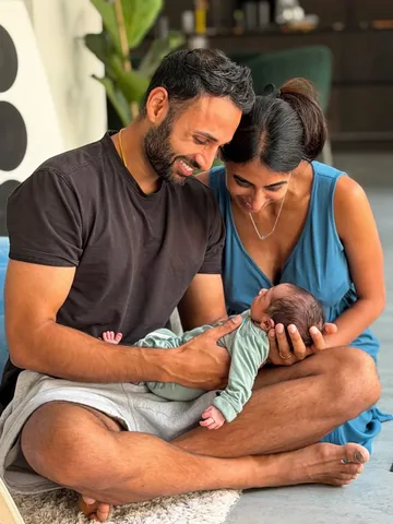 mrwhosetheboss Instagram post about Newborn family life