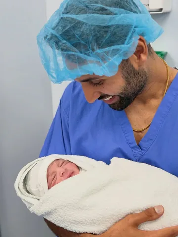 mrwhosetheboss Instagram post about Birth and new parenthood