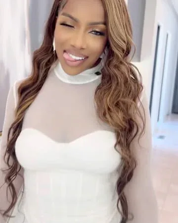 msbsanders Instagram post about Entertainment and personal brand promotion