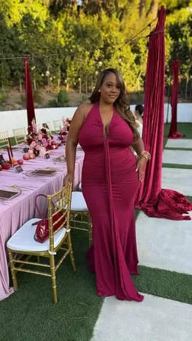 mskristine Instagram post about Dress styling