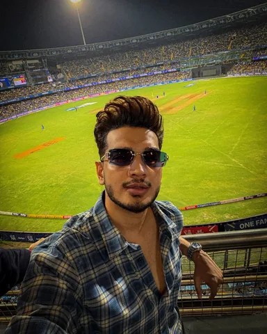 munawar.faruqui Instagram post about Poetry about hardship and work