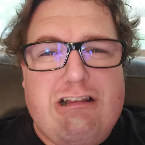 muyskerm Instagram post about Stealth fart joke