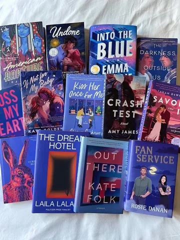 _myfictionalworld Instagram post about Currently reading