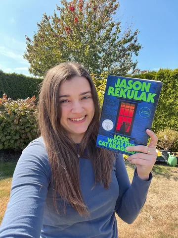 _myfictionalworld Instagram post about Horror book review