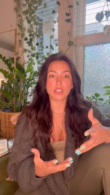 mytrainercarmen Instagram post about Macro tracking