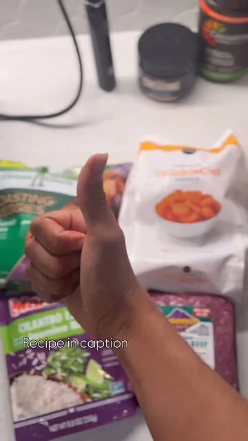 mytrainercarmen Instagram post about Easy meal recipe