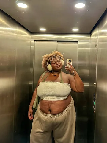 naomi.native Instagram post about Summer plus size fashion