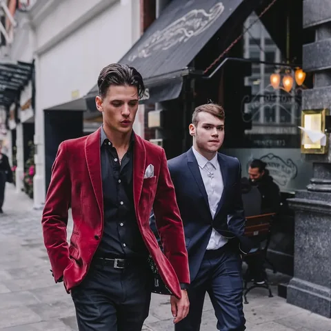 natehilltv Instagram post about London lifestyle