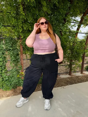 nerdycurvyandthriving Instagram post about Casual fashion