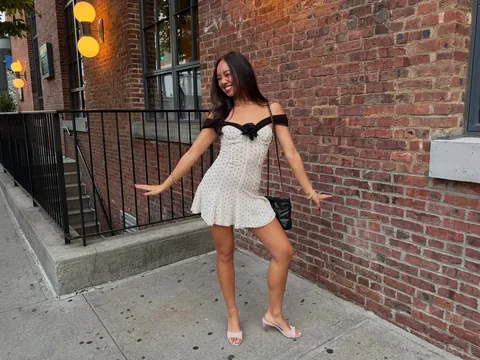 nicolelaeno Instagram post about FlutterHabit brand trip