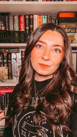 nightc0urt Instagram post about Reader community