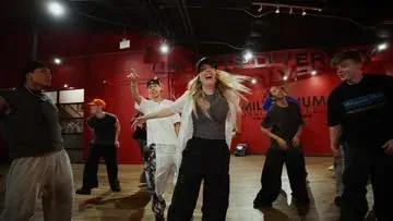 nikakljun Instagram post about Dance freestyle performance