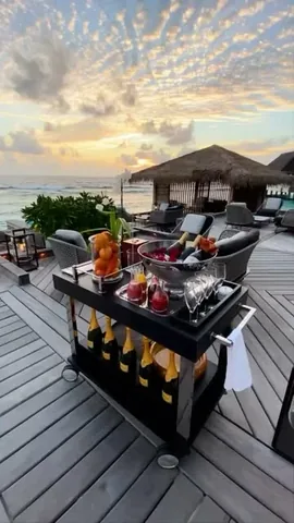 nodestinations Instagram post about Luxury resort experience in the Maldives