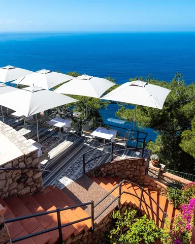 nodestinations Instagram post about Dining and lodging at Punta Tragara Hotel
