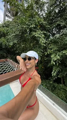 noelarevalo_ Instagram post about Flexible fitness routine