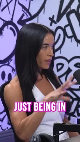 noelarevalo_ Instagram post about Addiction recovery podcast
