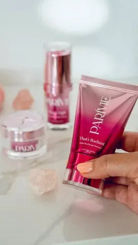 nomadista_nutrition Instagram post about Skincare review