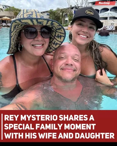 nonstop12 Instagram post about Celebrity family life