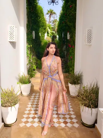 norafatehi Instagram post about Travel and photography