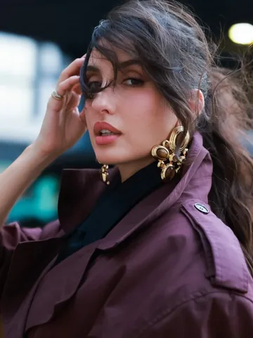 norafatehi Instagram post about Fashion styling