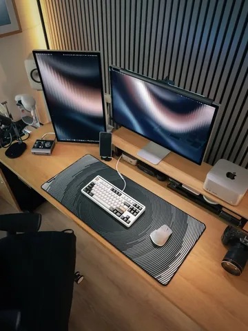nvzion Instagram post about Hystar desk mats