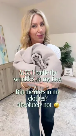 occasionallyjenna Instagram post about Wrinkle resistant pants