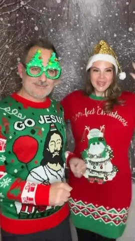 officialkittiesmamayt Instagram post about Holiday greeting