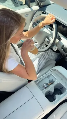 Olivia Rink Hempel Instagram post thumbnail