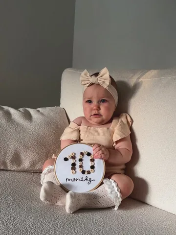 olja_khaneichuk Instagram post about Baby milestone