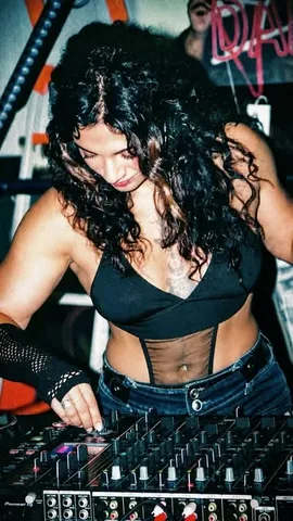 osho_thefitqueen Instagram post about DJ performance