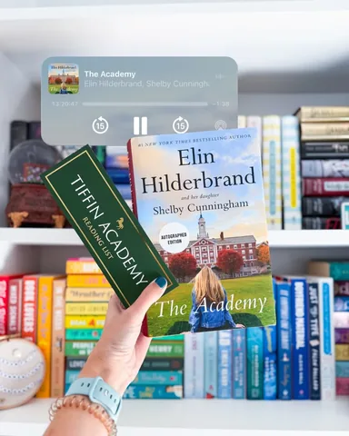 pawsomereads Instagram post about Book review