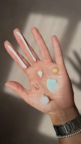 peonylim Instagram post about Perioral dermatitis education