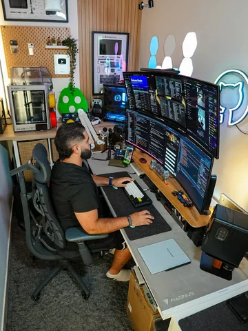 peterpandev Instagram post about Coding education