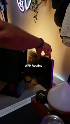 peterpandev Instagram post about Home office setup
