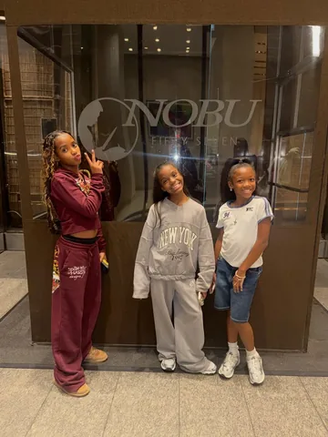 phesplaytime Instagram post about New York City experience
