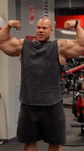 philheath Instagram post about Training with bodybuilding figures