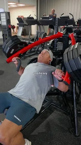 philheath Instagram post about Chest training