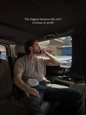 philipdeml Instagram post about Entrepreneurship benefits