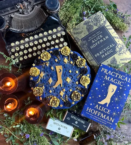 Steph Hockersmith | The Bookish Pie Lady | Colorado Instagram post thumbnail