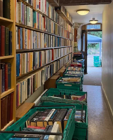 places_and_books Instagram post about Reading plans